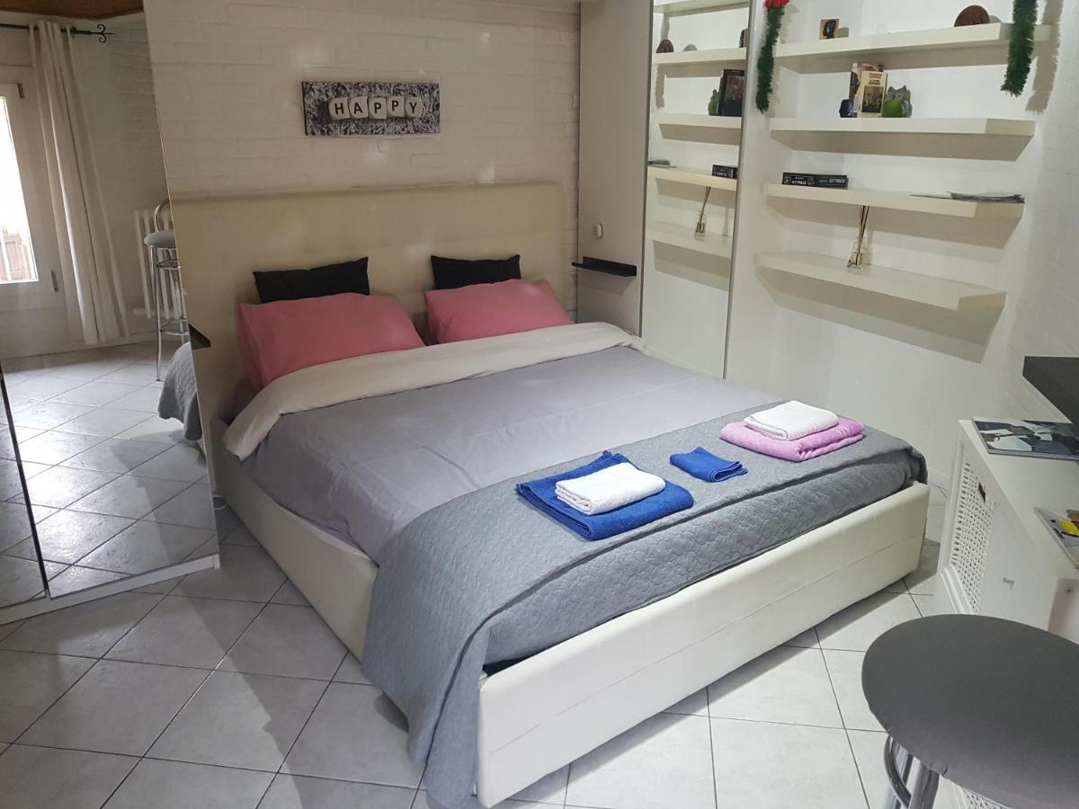 Sweet Apartment Suite Castelmerlo Bologna Bagian luar foto